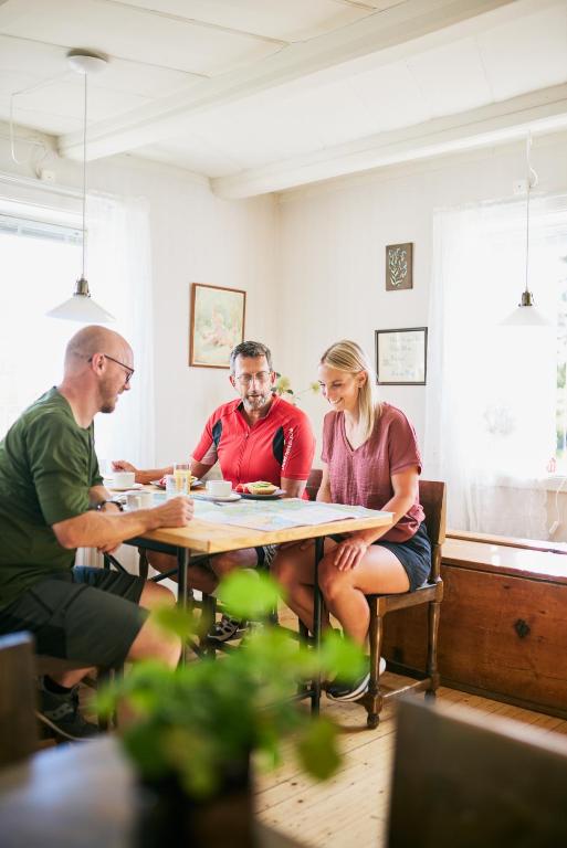 Hosté ubytování Vandrarhemmet Gammelgården