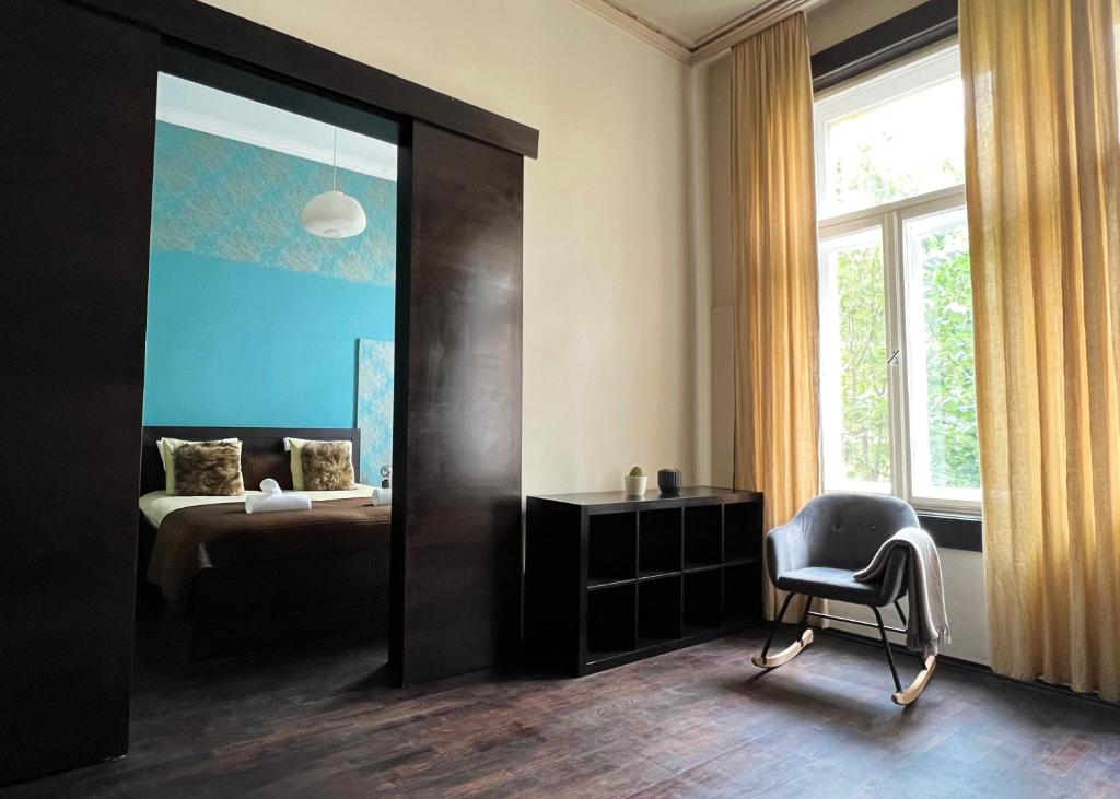 Deluxe Cosmopolitan Apartment Budapest, with Private Parking 1024 Budapest, 28 Lövőház utca kép - 1