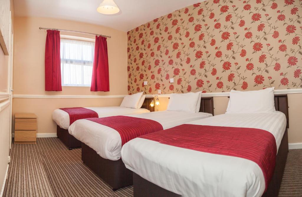 The Lawton - Resim 42