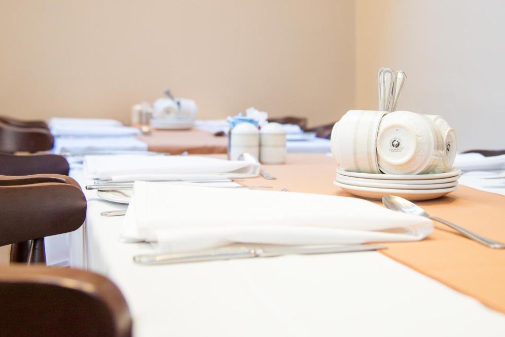 The Lawton - Resim 32