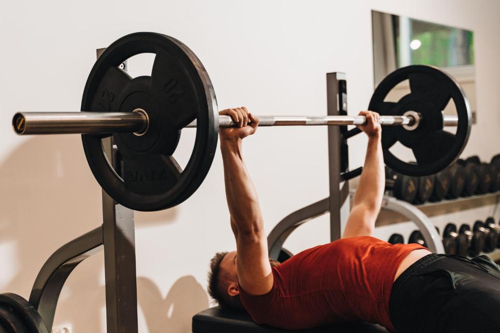 Posilňovňa alebo fitness centrum v ubytovaní Hotel Orle