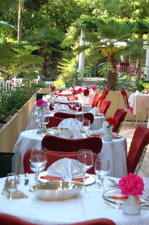 Restaurace v ubytování Hotel Broglia
