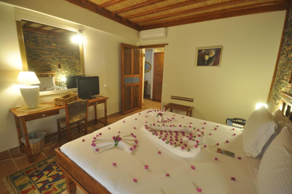 El Vino Hotel & Suites - 16