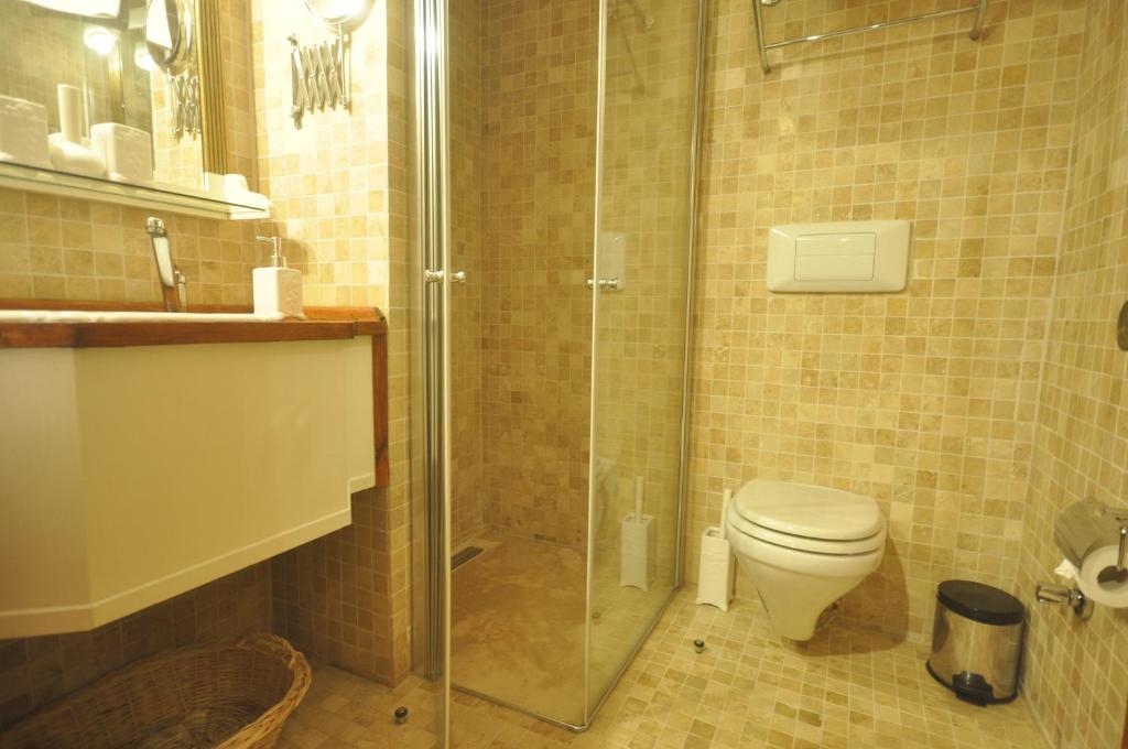 El Vino Hotel & Suites - 9