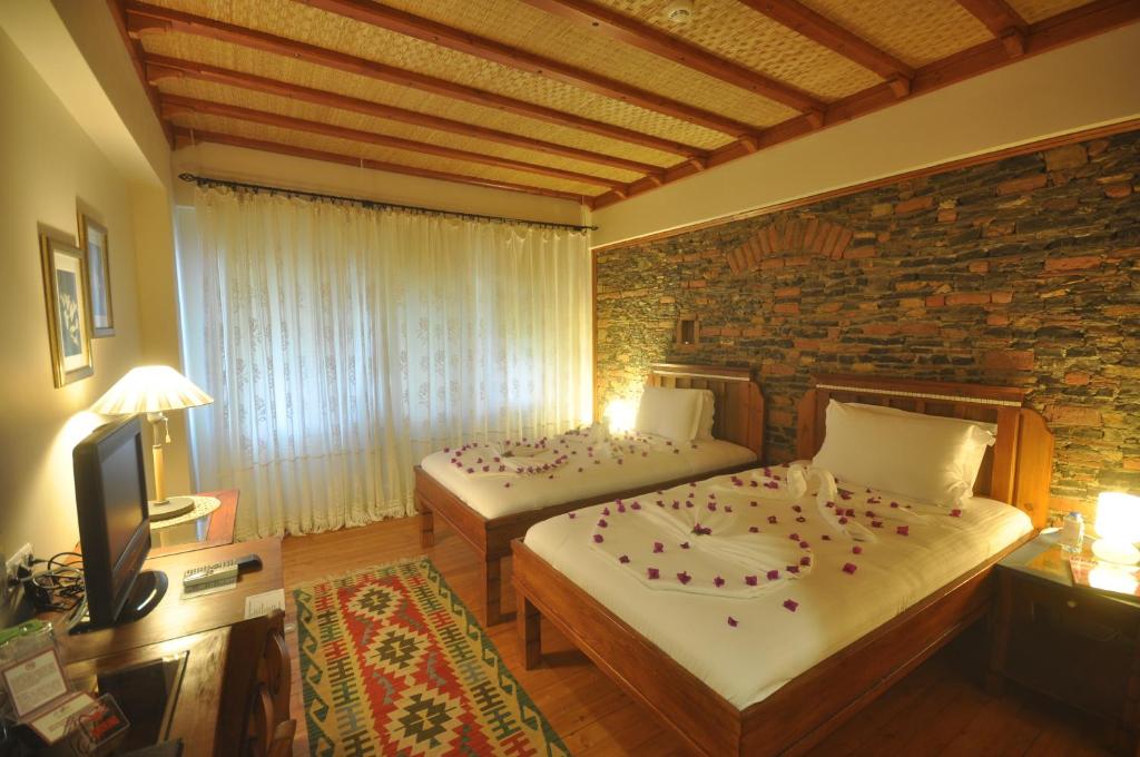 El Vino Hotel & Suites - 8