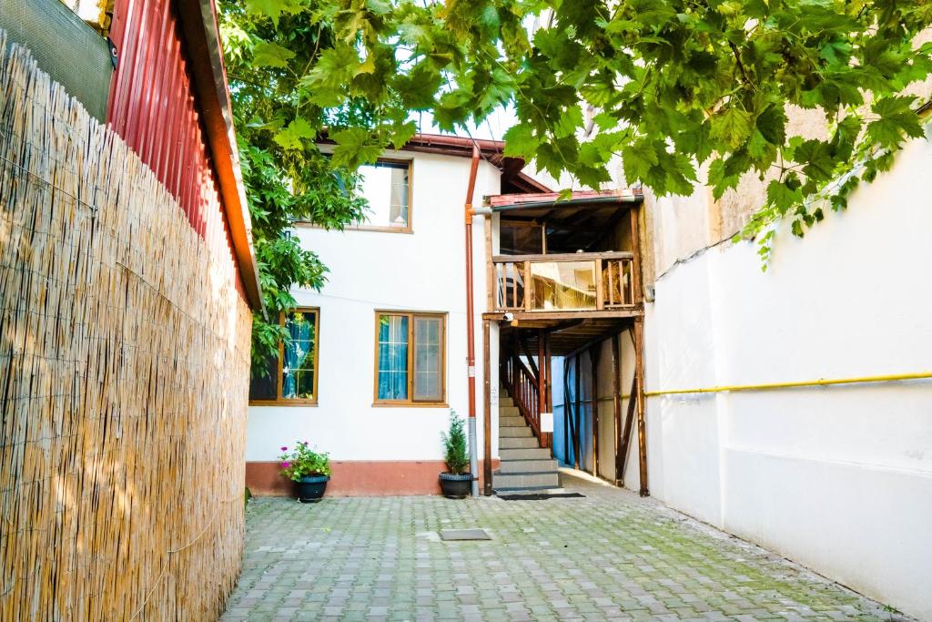 HOSTEL SPORT BUCHAREST photo