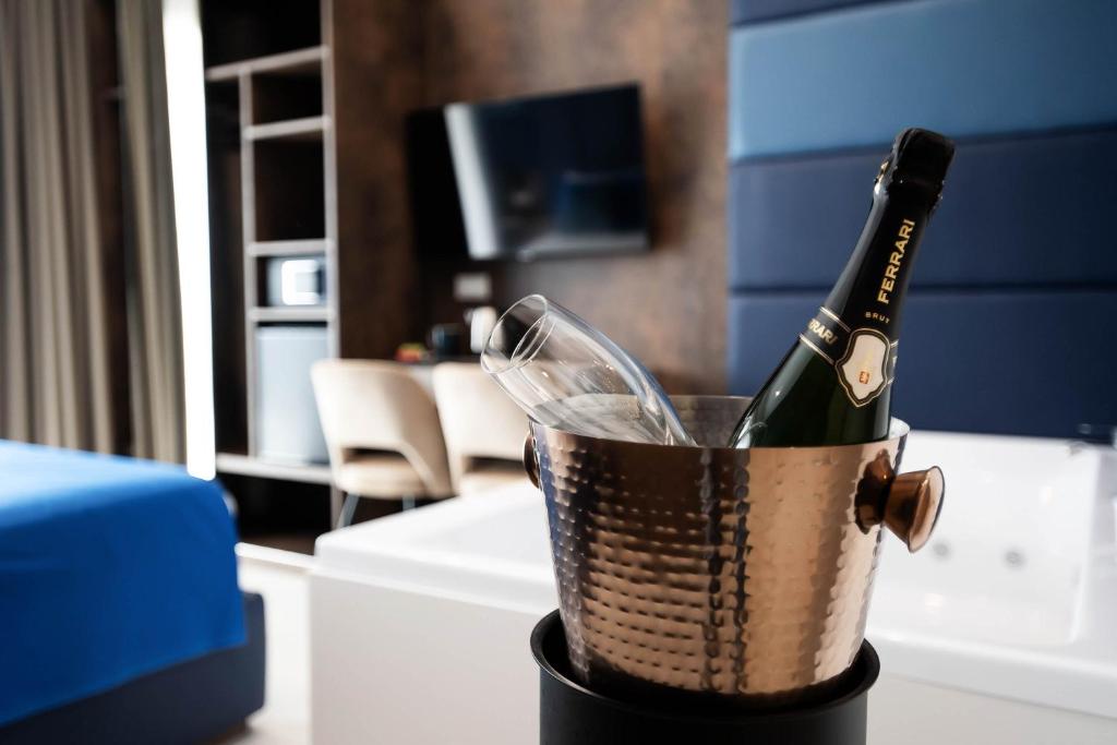 Imperatrice Suites - 9