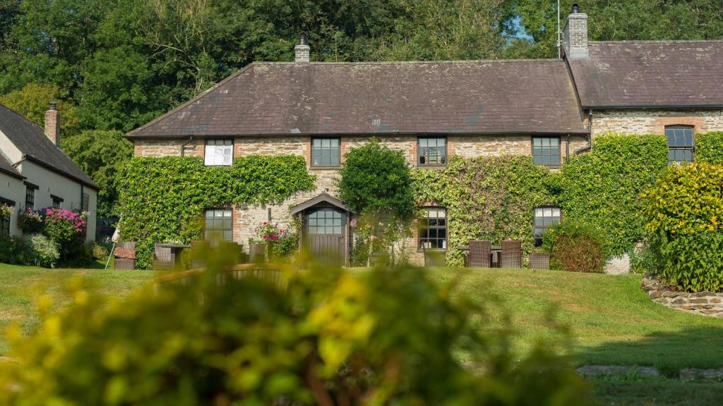 Clydey Cottages Pembrokeshire - Three-Bedroom House