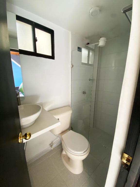 Koupelna v ubytování 33 Hotel Bulerias