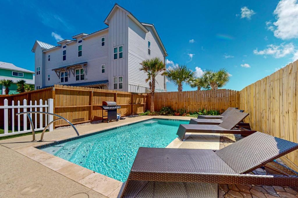 Photo inspiration: Visual Reference: Pplm600 Ocean S 11Th Beach Home With Private Heated Pool
