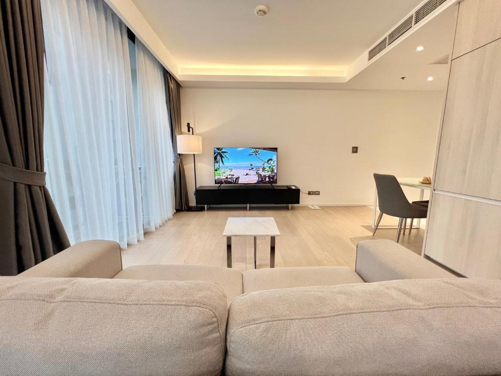 Sukhumvit 11#Luxury#Pool#Gym#BTS Nana&MRT Sukhumvit#1BR#Max2ppl - One-Bedroom Apartment