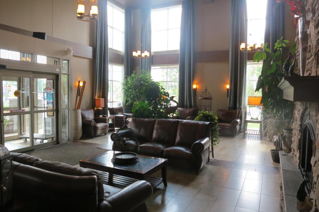 Posezení v ubytování Days Inn by Wyndham Levis