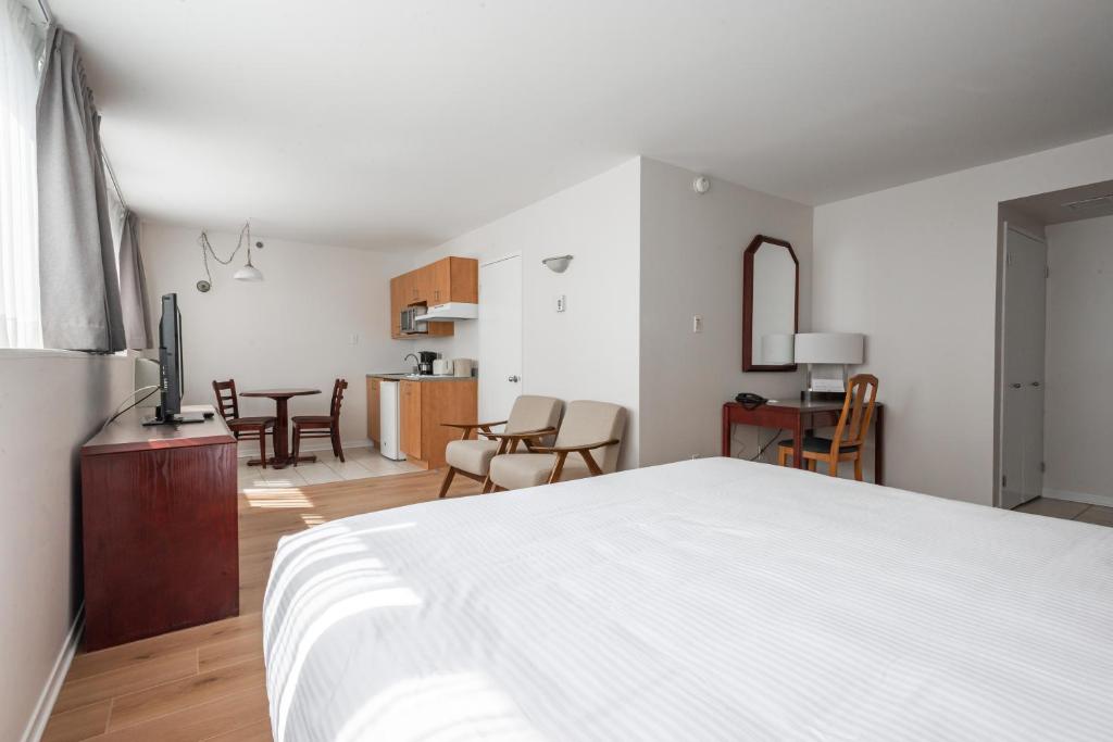 Hotel les Suites Labelle - Resim 29