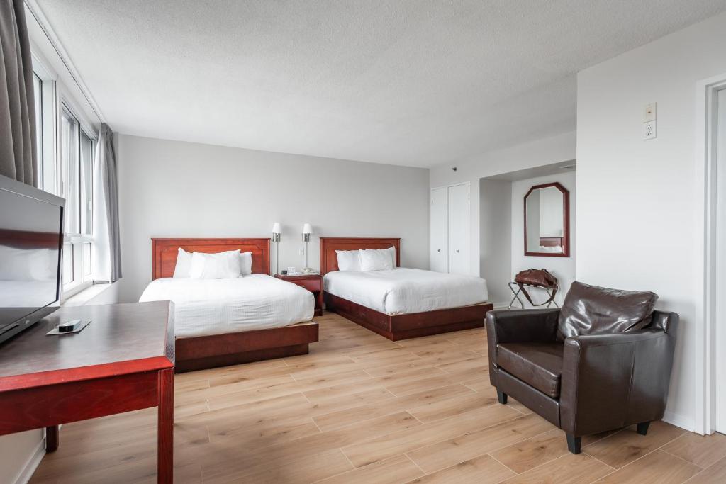 
Superior Studio with Two Queen Beds
