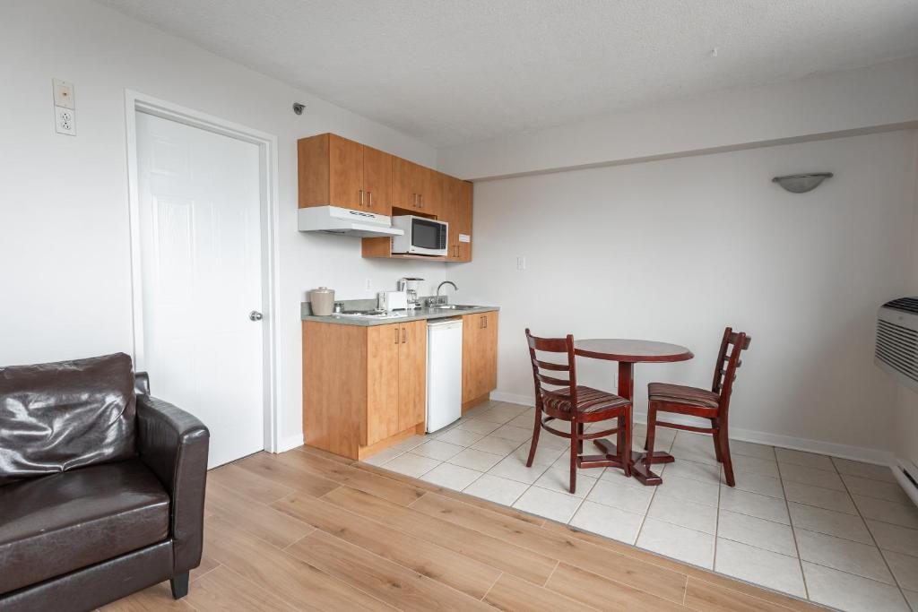 Hotel les Suites Labelle - Resim 31