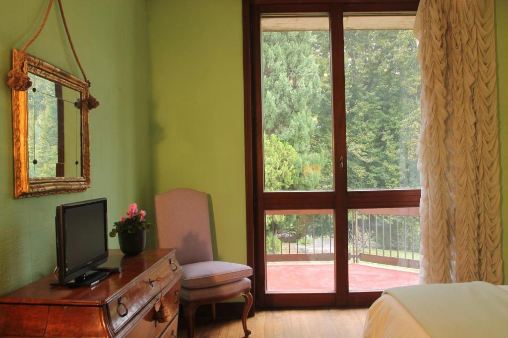 Fotografie z fotogalerie ubytování Villa Inella v destinaci Oggiono