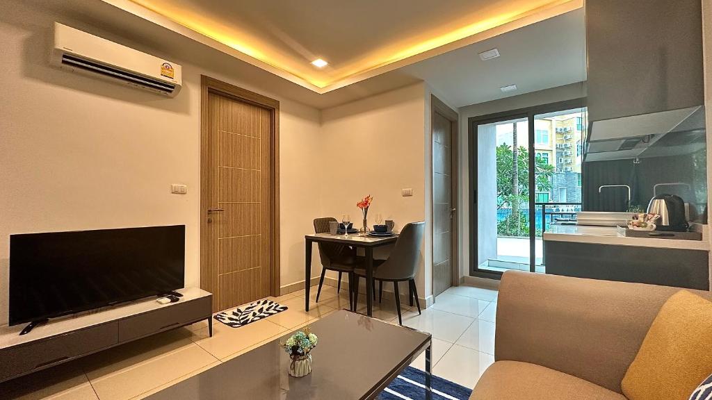 Foto Pattaya Southis asuva majutusasutuse Arcadia Condo with Pool access-E & Gym-Sauna and Fast NET galeriist