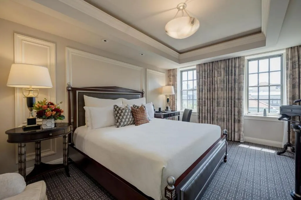 Premier King Room