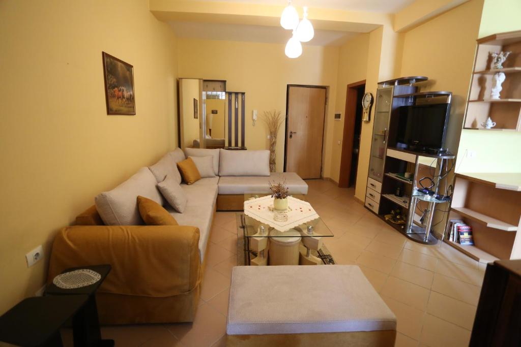 Fabulous 1 -Bedroom Apt in Tirana - Your Home - Image 5