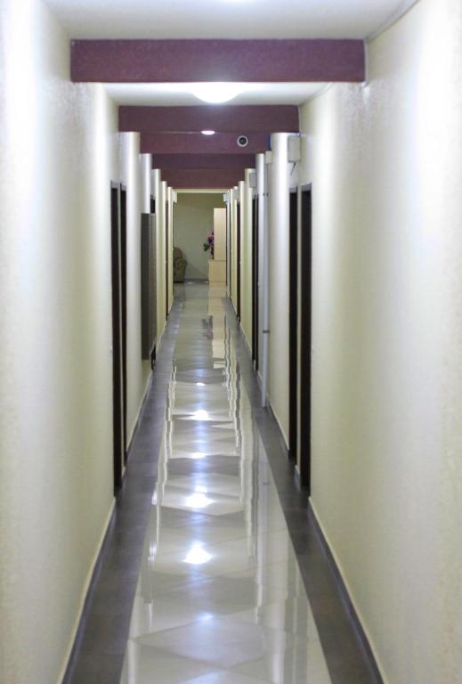  Hotel Real