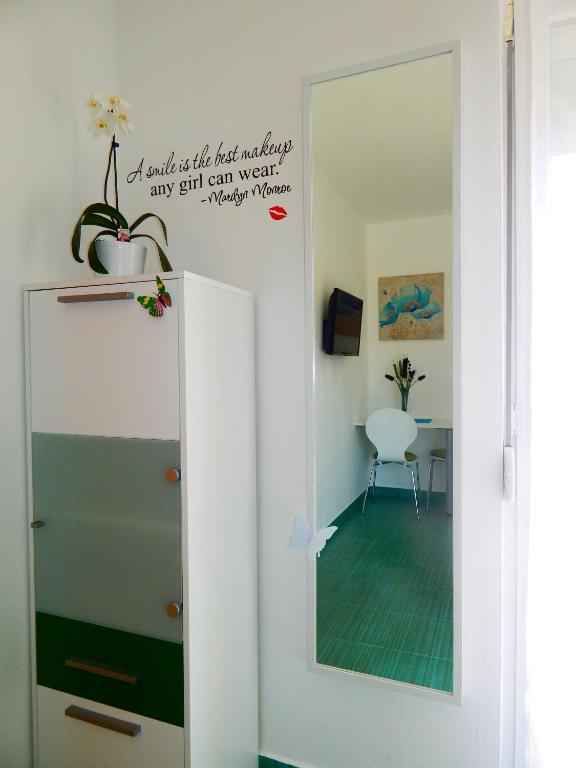 Zdjęcie z galerii obiektu Apartments & Rooms Marinka w mieście Zadar