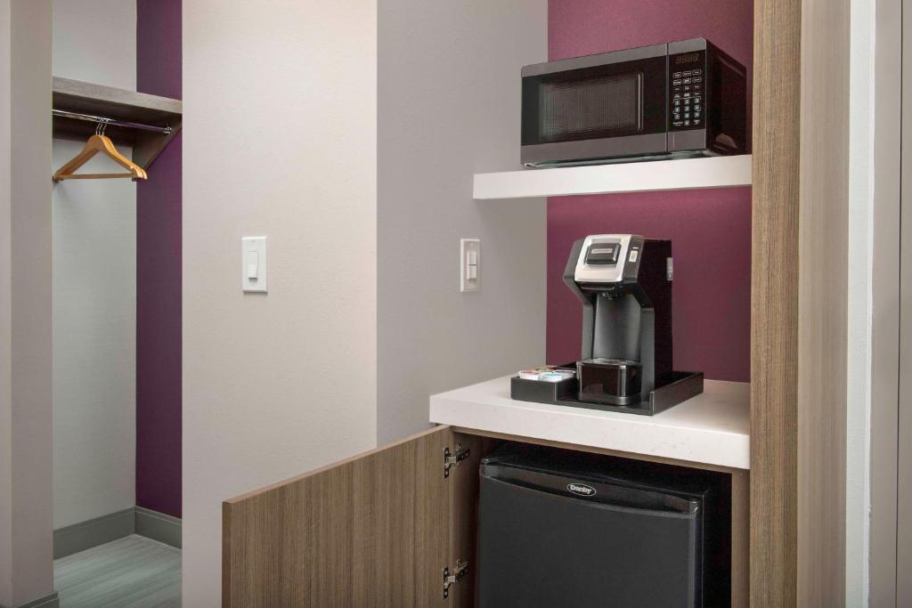 Hilton Garden Inn Pensacola Downtown - Habitación Queen Con Dos Camas Queen