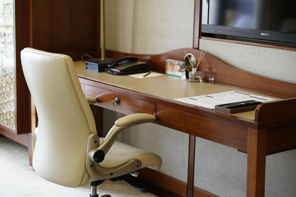 TV a/nebo společenská místnost v ubytování Sheraton Qingyuan Lion Lake Resort