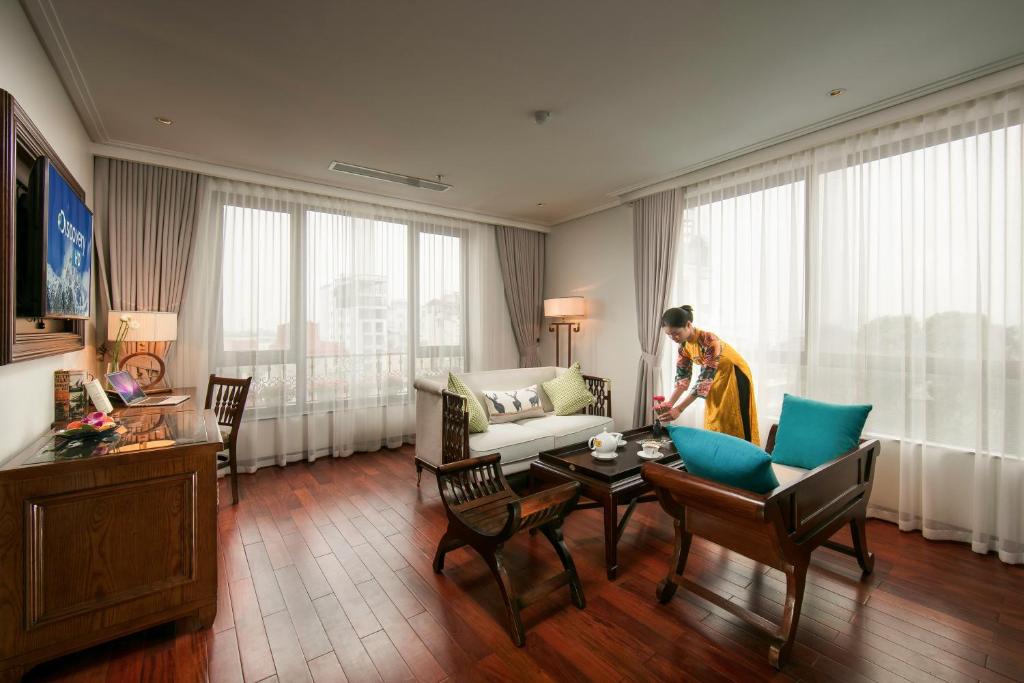 Lucien Hanoi Lakeside Hotel & Rooftop photo