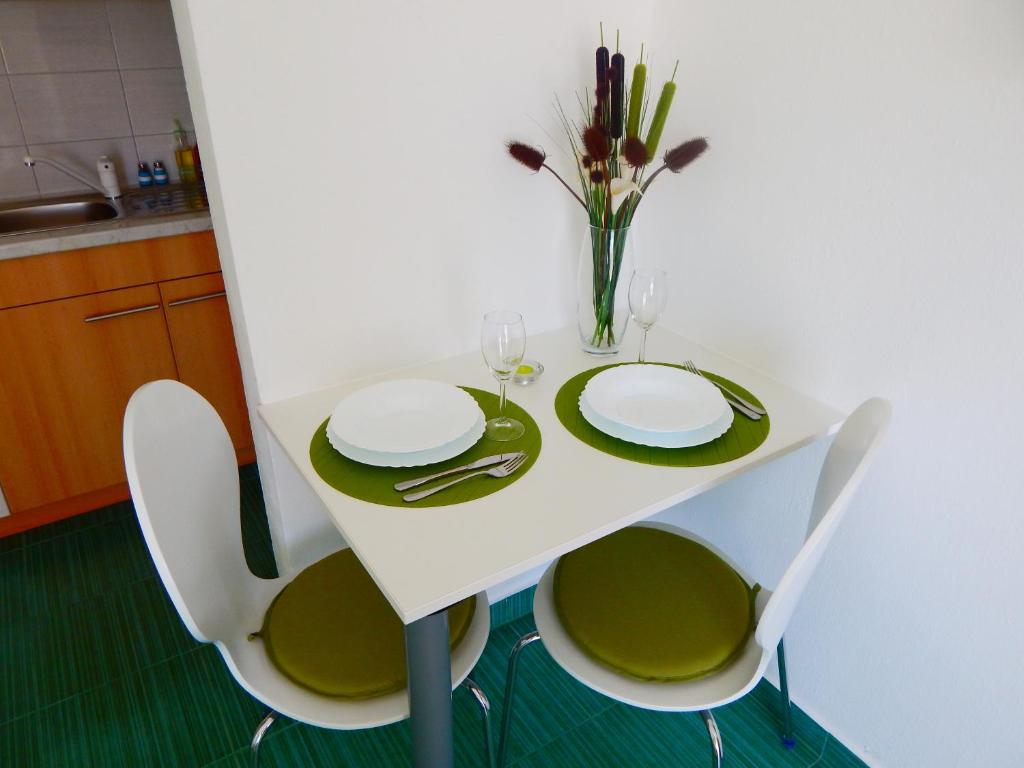 Zdjęcie z galerii obiektu Apartments & Rooms Marinka w mieście Zadar