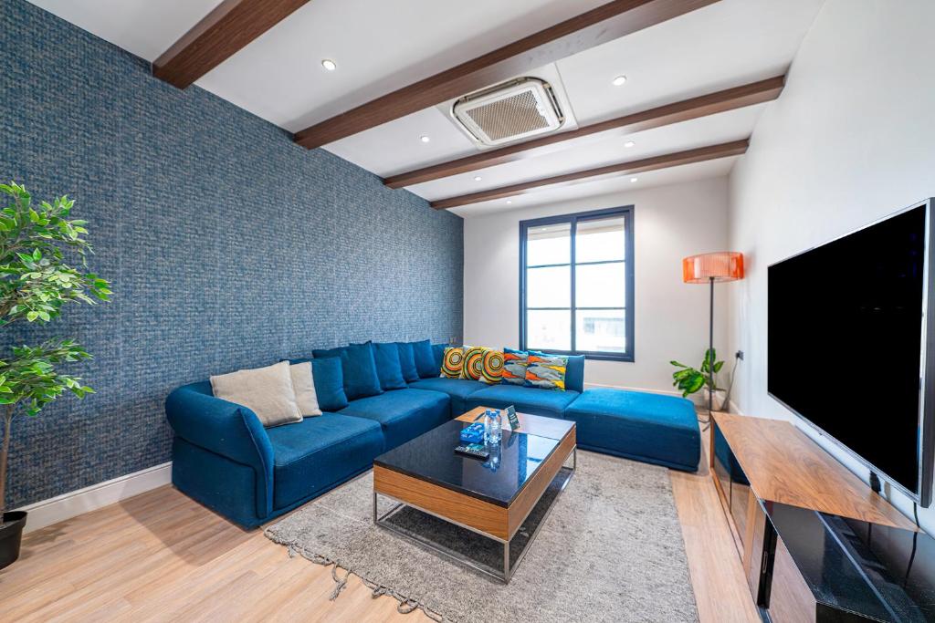 TV i/ili multimedijalni sistem u objektu Mabaat-Superior-Al Qairawan-2BR-54