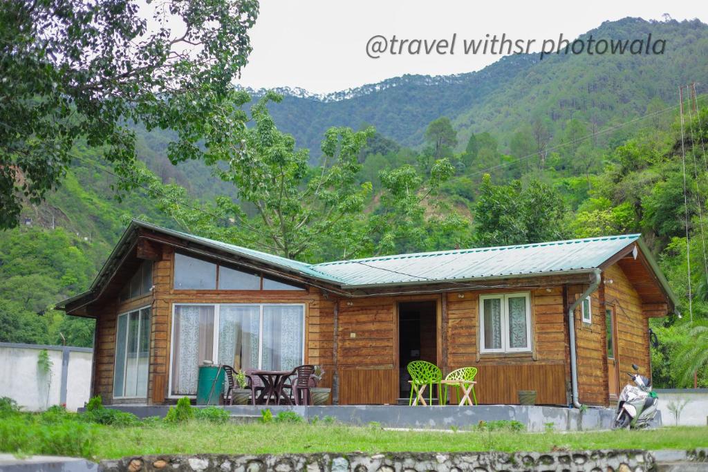 Alaknanda adventure resort and rafting camp - Housity