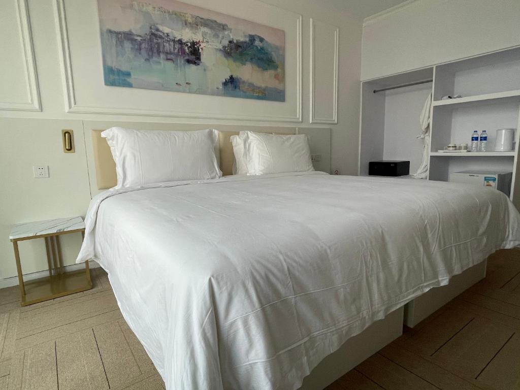 Magnificent International Hotel - Room De Deluxe King