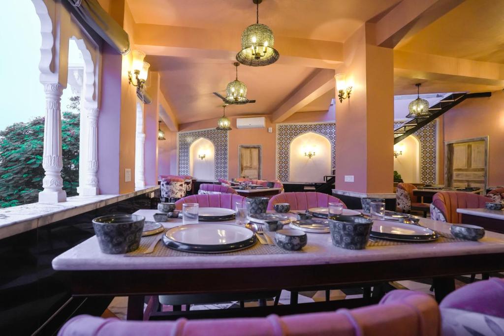 Et sittehjørne på Dev Mahal - A Boutique Heritage Hotel