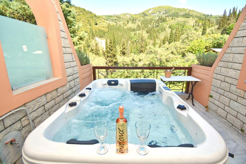 Doliva Studio John private jacuzzi, Agios Gordios Aktualisierte