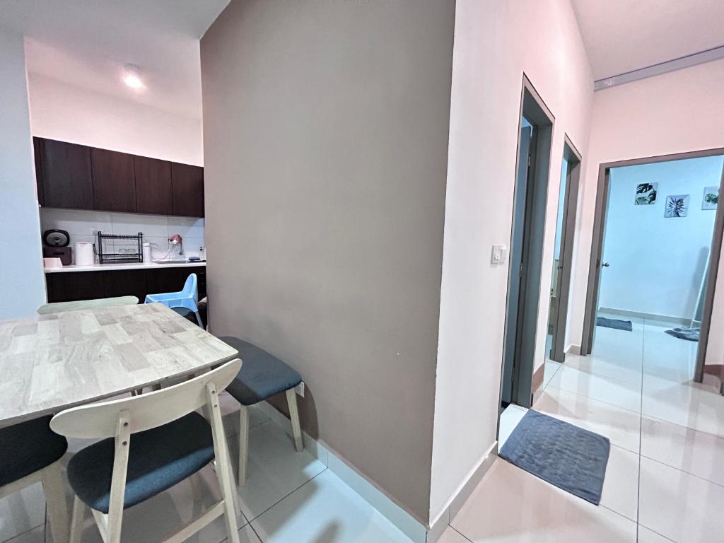 蕉赖Traders Garden , cheras Trader square 3 bedroom Balakong serdang的相册照片