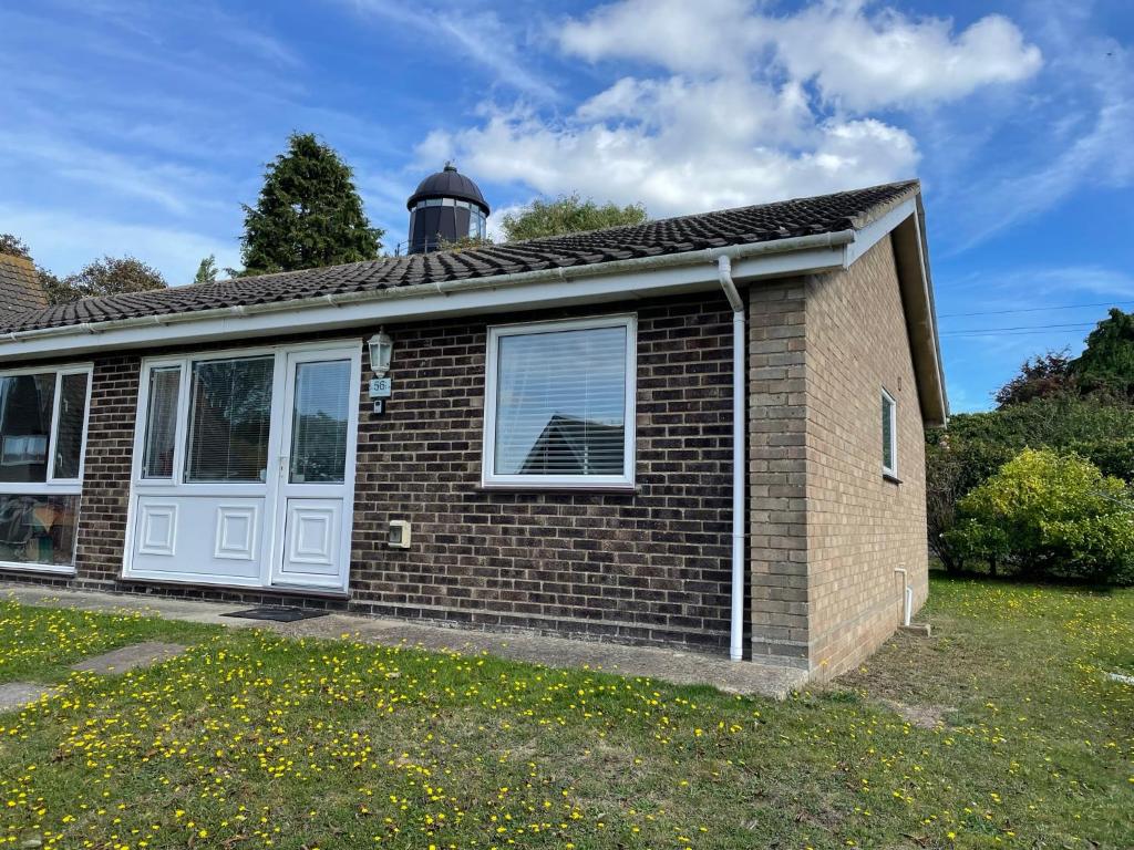 Lighthouse View, WintertononSea (updated prices 2024)