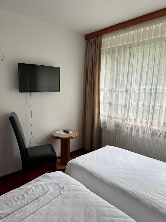 Park Hotel - Triple Room