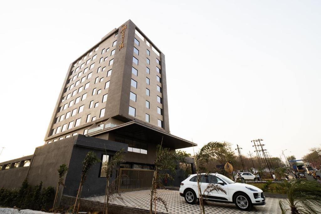 The Monarch at Chakan MIDC, Pune - Housity