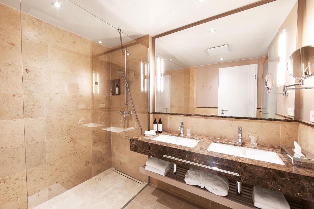 Berggasthof Königstuhl - Resim 7