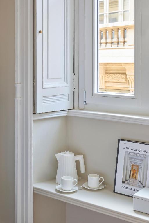 Crossing Manzoni - 11