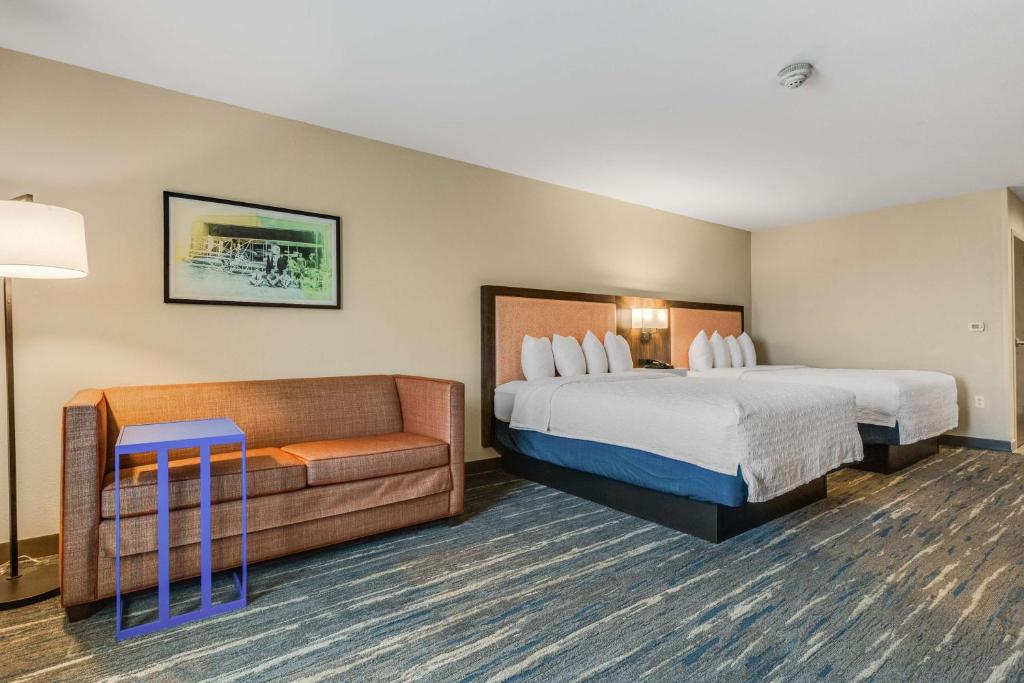 Postel nebo postele na pokoji v ubytování Hampton Inn & Suites Selma-San Antonio/Randolph AFB