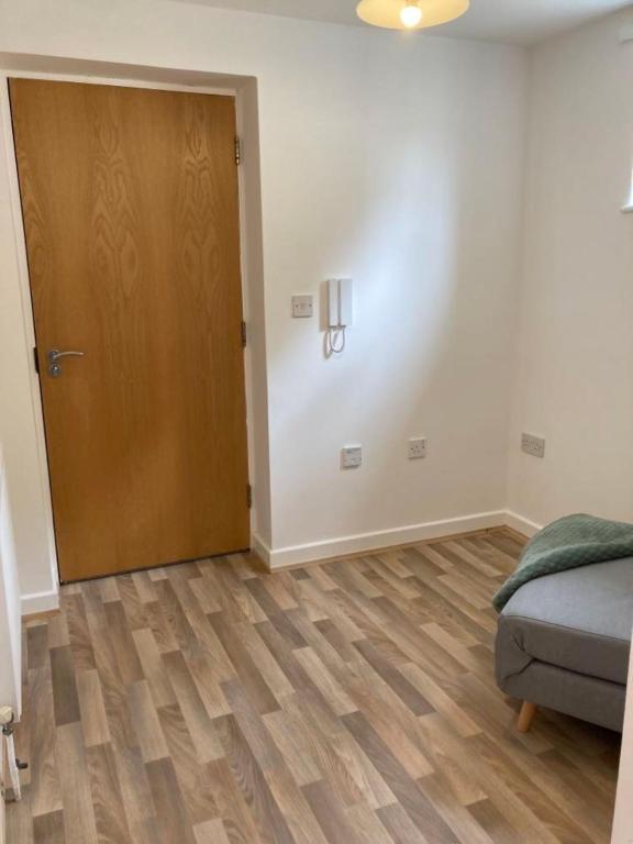 Fotografie z fotogalerie ubytování Rose Crown 1 Bedroom Apartment 2-4 people v destinaci Cheltenham