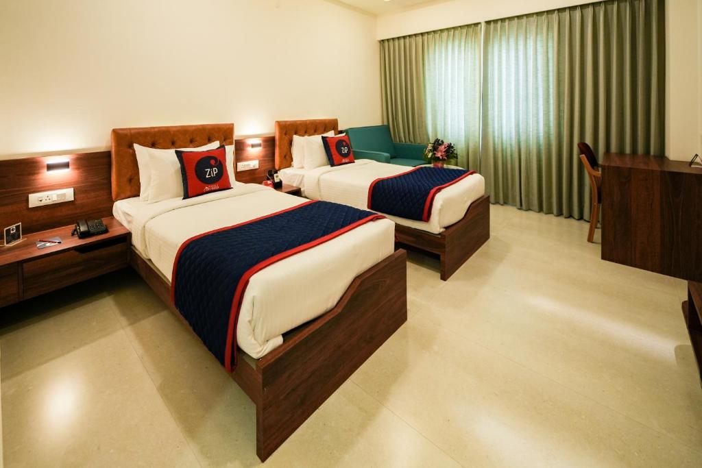 Zip By Spree Hotels PurpleOrchid Whitefield - Superior Twin Room