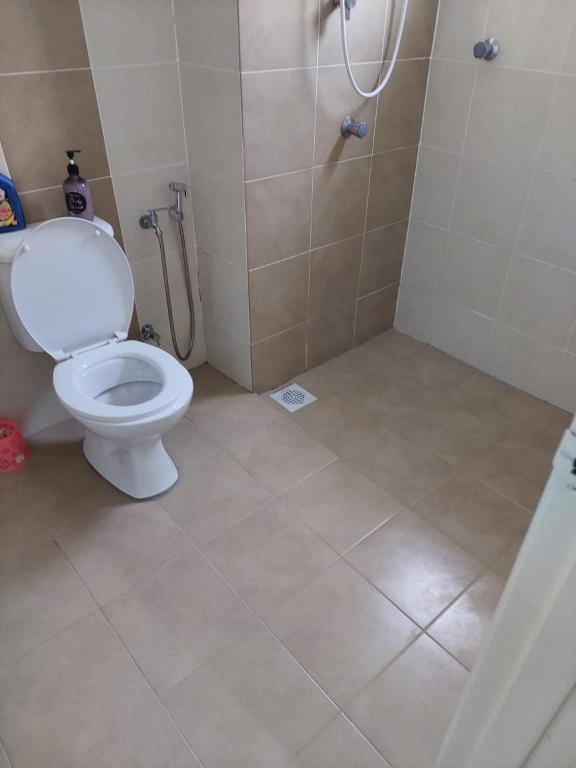 Koupelna v ubytování 3 Bedroom Apartment with Pool and Beautiful View in Klebang, Ipoh