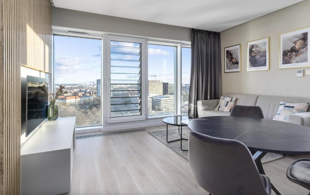 Posedenie v ubytovaní Poznań Apartments Towarowa
