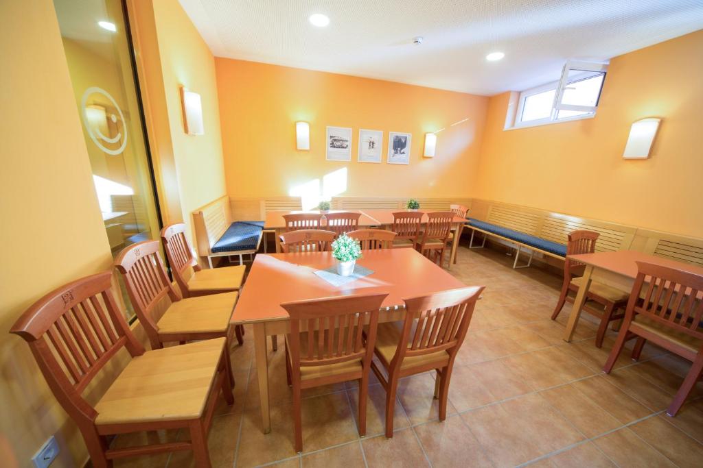 Posezení v ubytování JUFA Hotel Planneralm