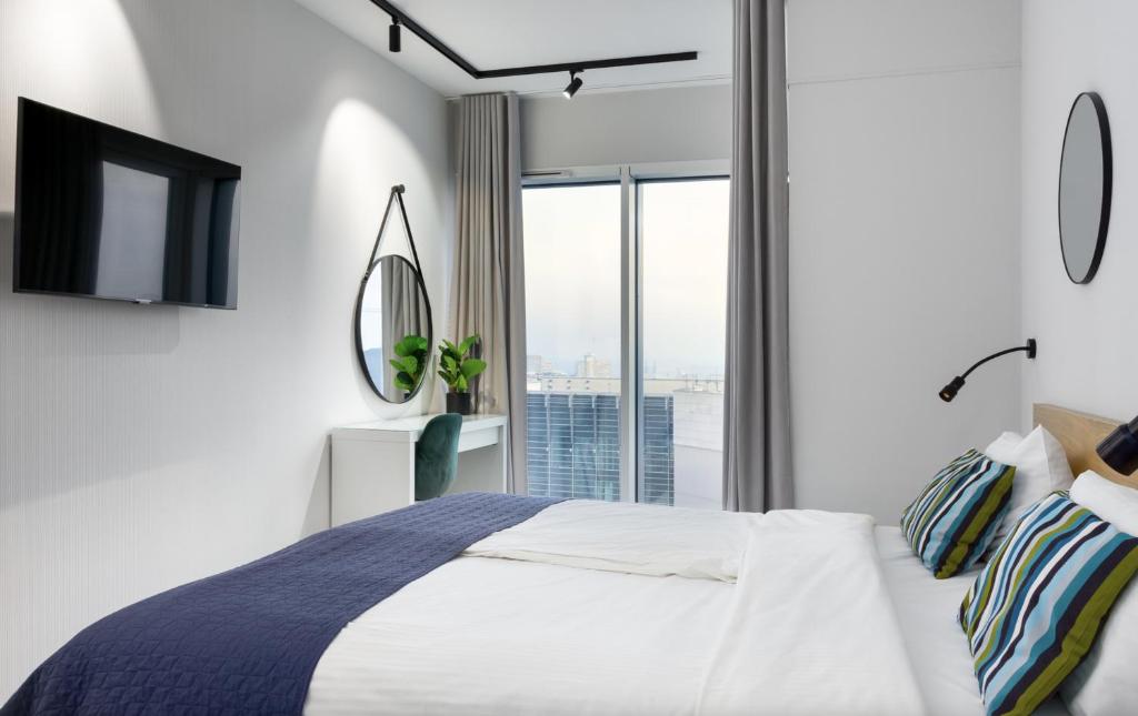 Poznan Apartments Towarowa - Resim 35