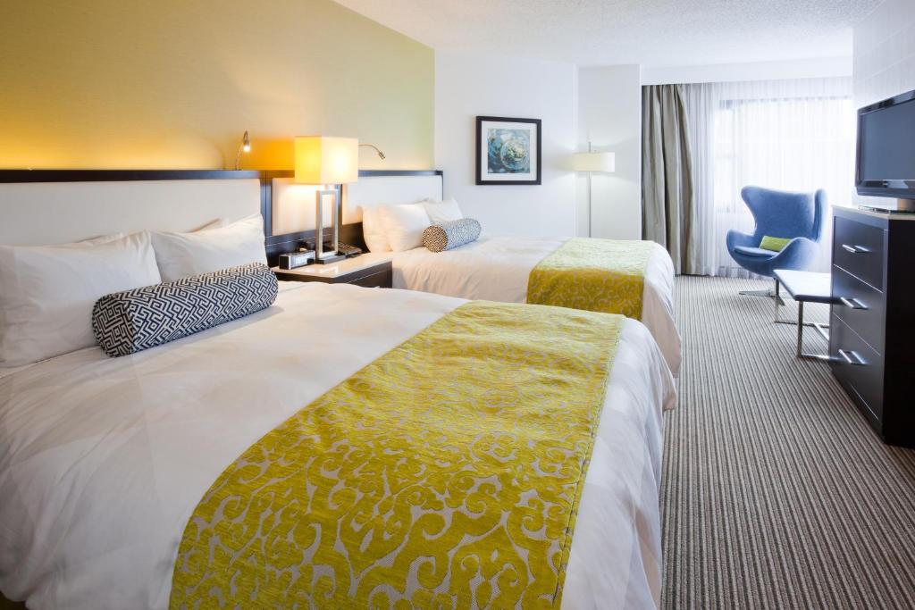 The Hollis Halifax - a DoubleTree Suites by Hilton photo