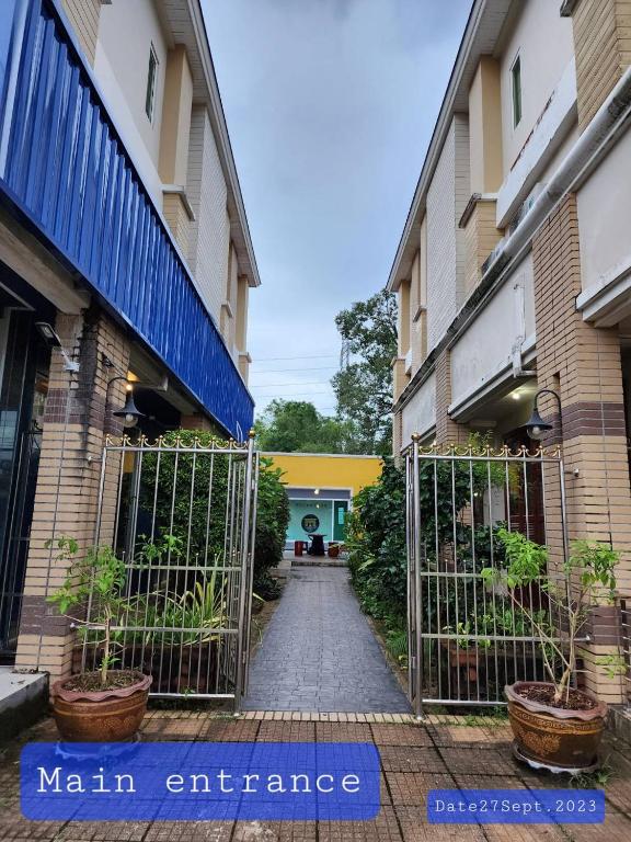 K.M. House - Resim 6