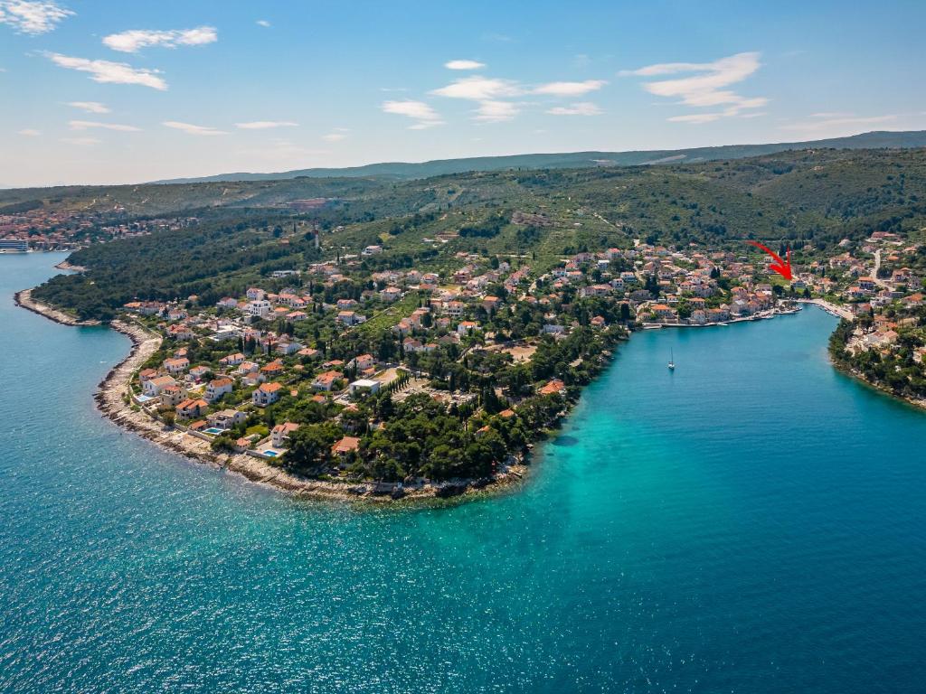 Příroda nedaleko vily